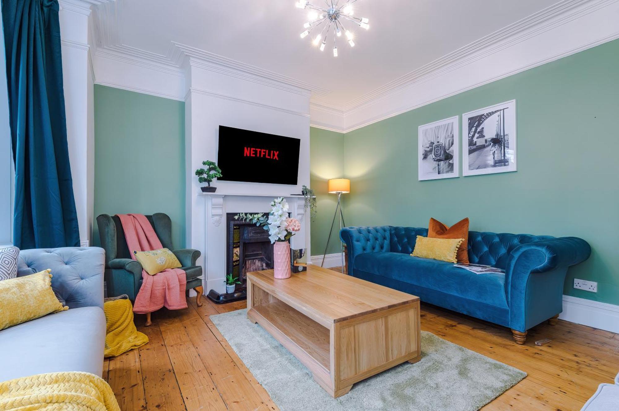 Incredible - Five Bedroom - 7 Actual Beds - 6 Bathroom House By Purestay - Central Bath With Parking 外观 照片