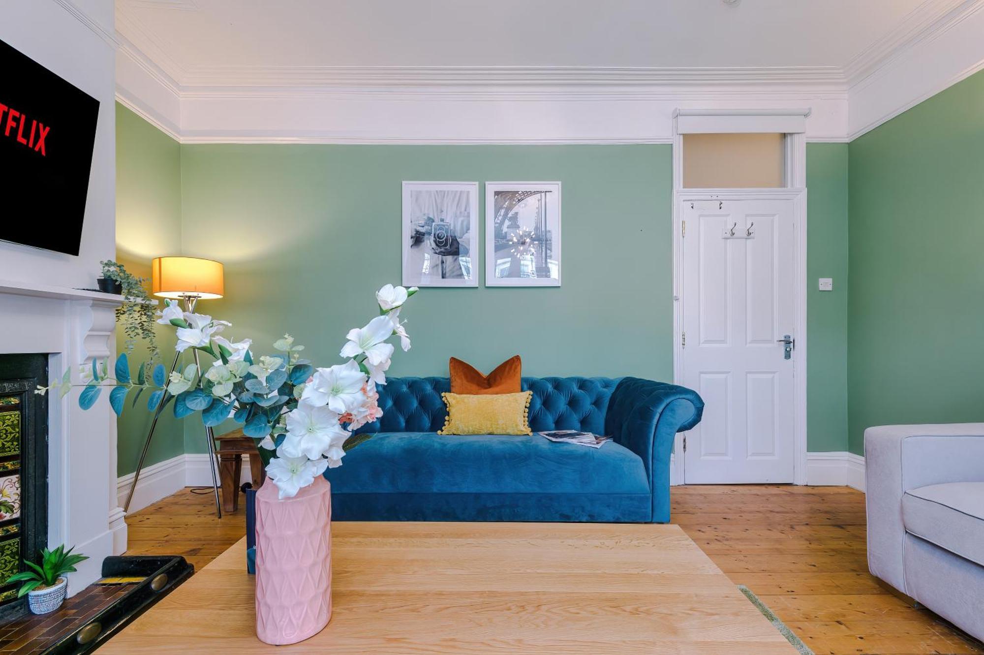 Incredible - Five Bedroom - 7 Actual Beds - 6 Bathroom House By Purestay - Central Bath With Parking 外观 照片