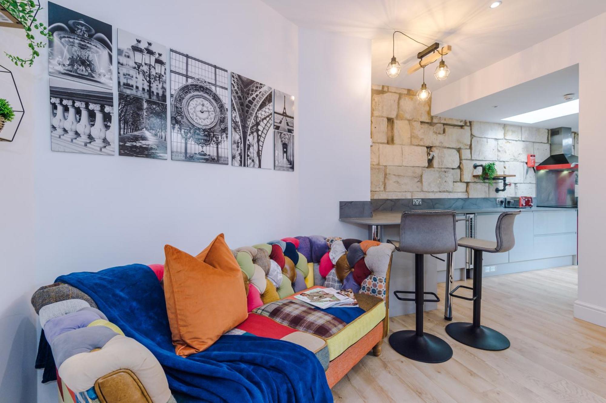 Incredible - Five Bedroom - 7 Actual Beds - 6 Bathroom House By Purestay - Central Bath With Parking 外观 照片