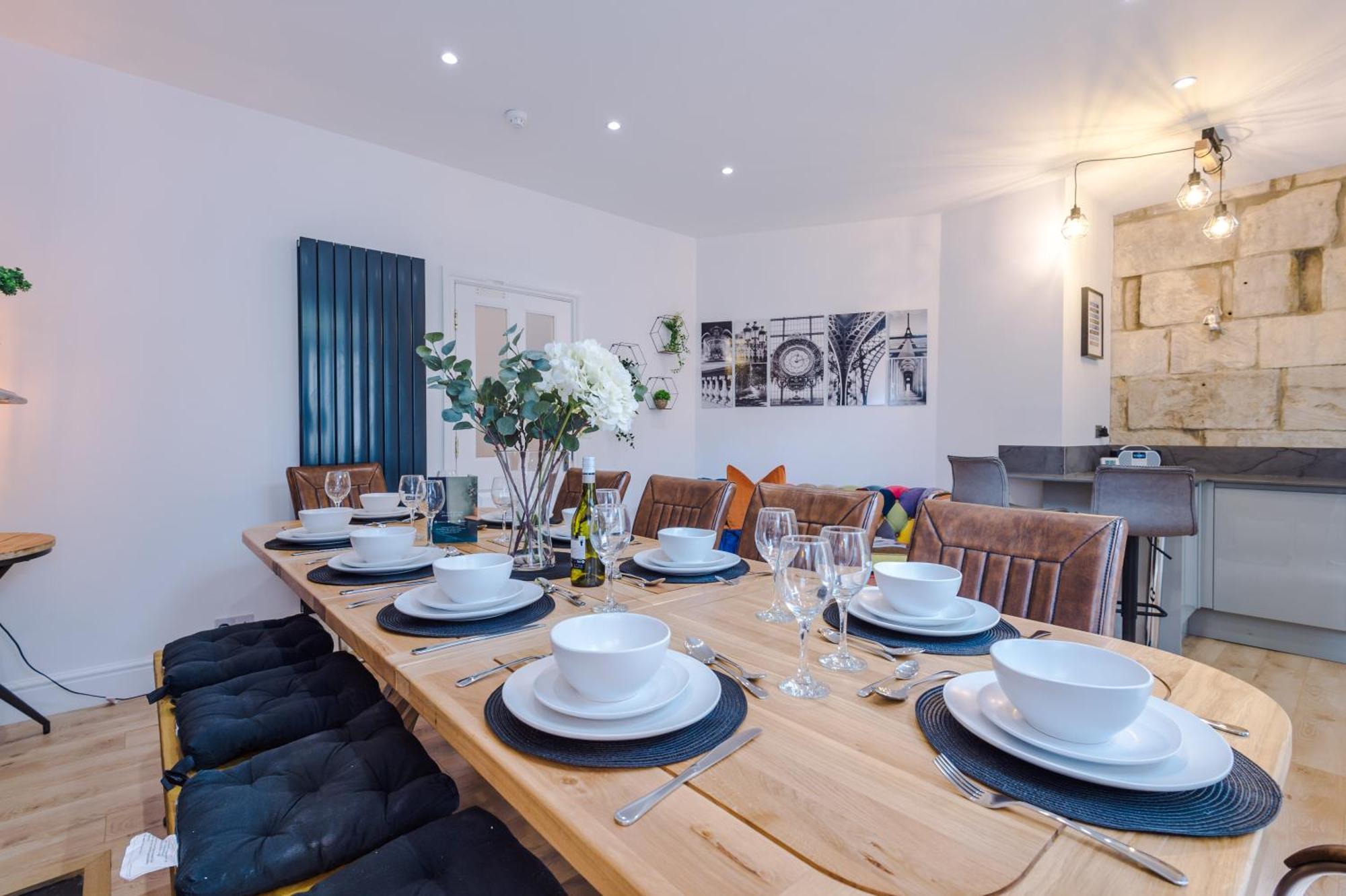 Incredible - Five Bedroom - 7 Actual Beds - 6 Bathroom House By Purestay - Central Bath With Parking 外观 照片